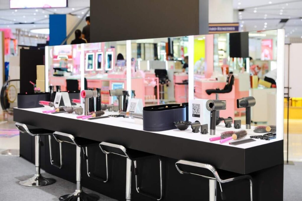 Dyson ร่วมเฉลิมฉลองวันสตรีสากล เปิด Pop-up Styling Station ทำผมฟรี