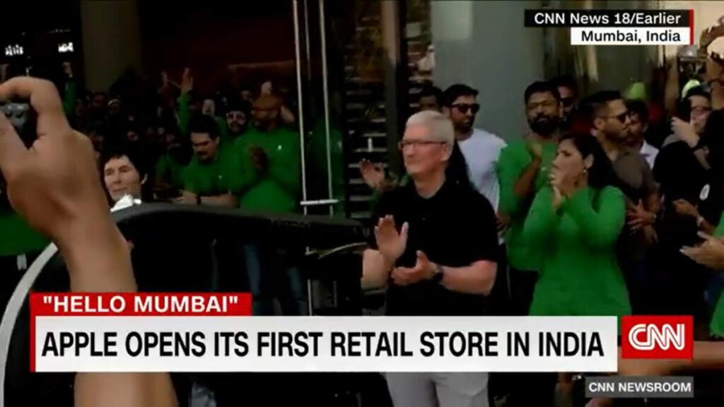 Tim Cook โผล่เปิด Apple Store แห่งแรกในอินเดีย