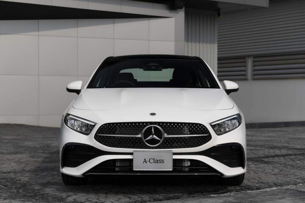 Mercedes-Benz ปรับโฉมซีดานหรูไซส์คอมแพกต์ เปิดตัว The new A-Class โมเดลปี 2023