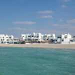 Anantara Santorini Abu Dhabi Retreat รีสอร์ทหรูริมทะเลอันเงียบสงบ เปิดให้บริการแล้ว