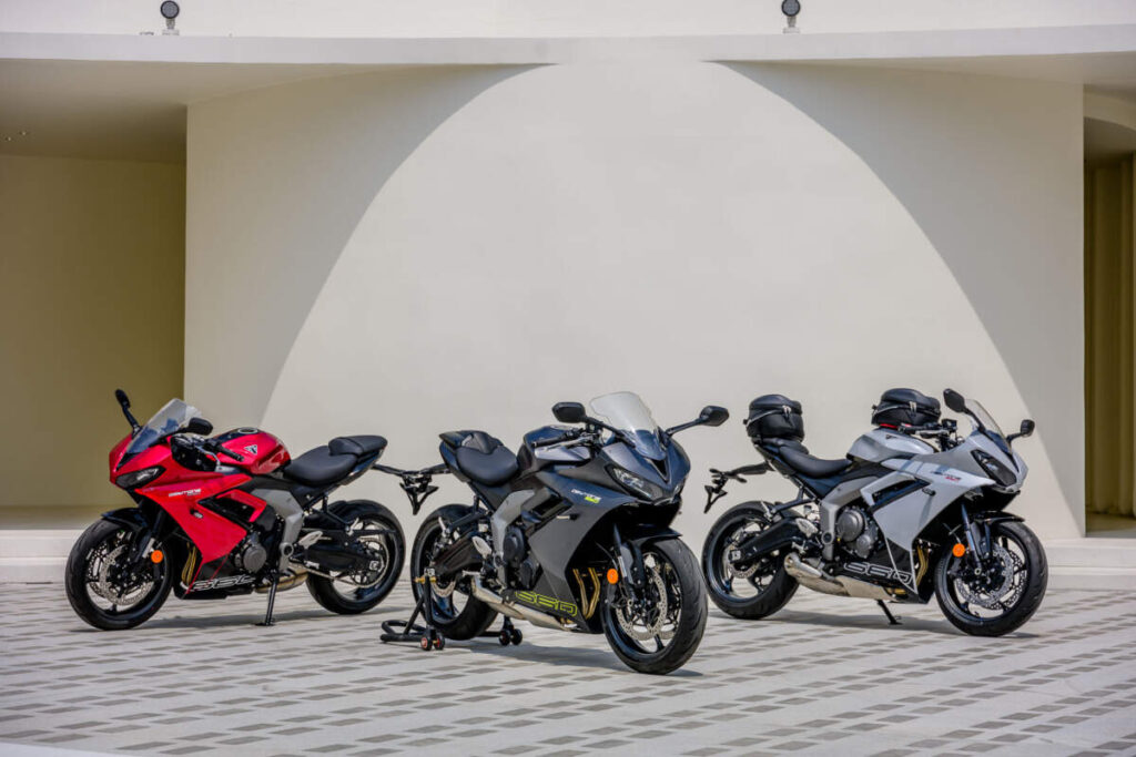 Triumph Daytona 660 สปอร์ตไบค์ขนาดกลางในตำนานรุ่นใหม่ เครื่องยนต์สามสูบ ราคาเริ่มต้น 327,300 บาท