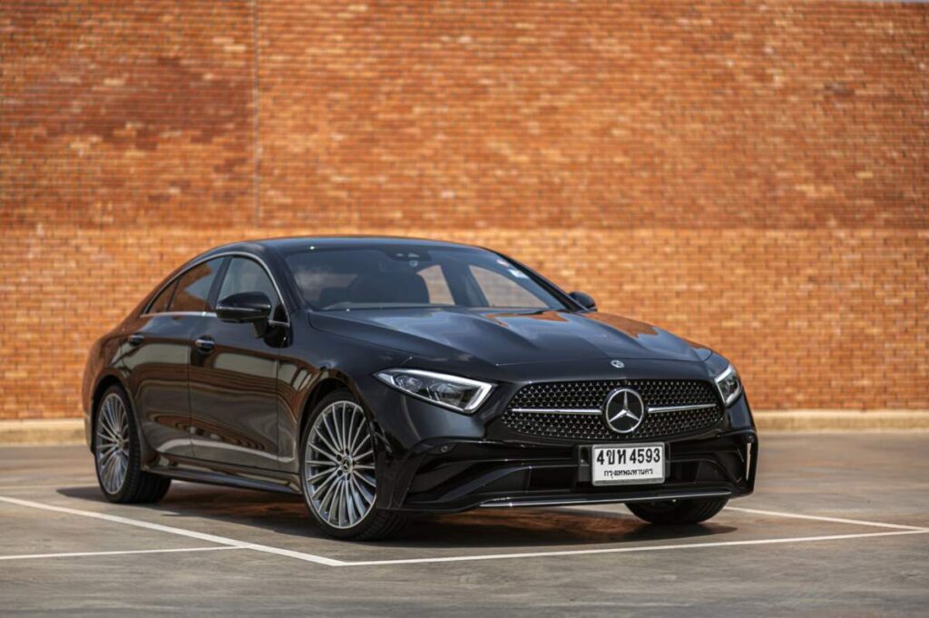 CLS 220 d ปิดจบที่ 3.88 ล้านบาท ข้อเสนอที่คุณห้ามพลาดกับส่วนลดกว่า 7 แสนบาท จากเมอร์เซเดส-เบนซ์