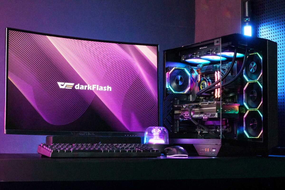 DarkFlash delivers the DY470 ATX PC case with high-end functions.