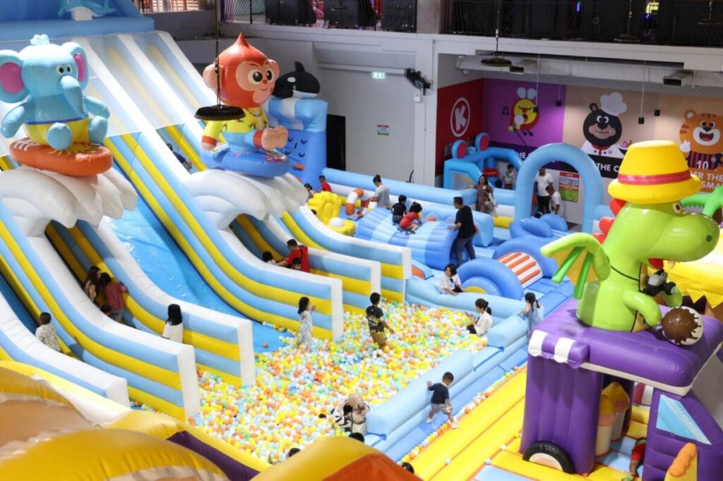 เซ็นทรัล หาดใหญ่ ผุด "Bouncetopia" บ้านลมยักษ์ธีมฮาวาย ดึงดูดครอบครัว สร้างแลนด์มาร์คใหม่แดนใต้