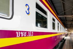 พลิกโฉมรถไฟไทย! รฟท. ทุ่มงบ 295 ล้าน ปรับปรุงรถชั้น 3 เป็นแอร์เย็นฉ่ำ เริ่มสัมผัสแรก พ.ค. 69